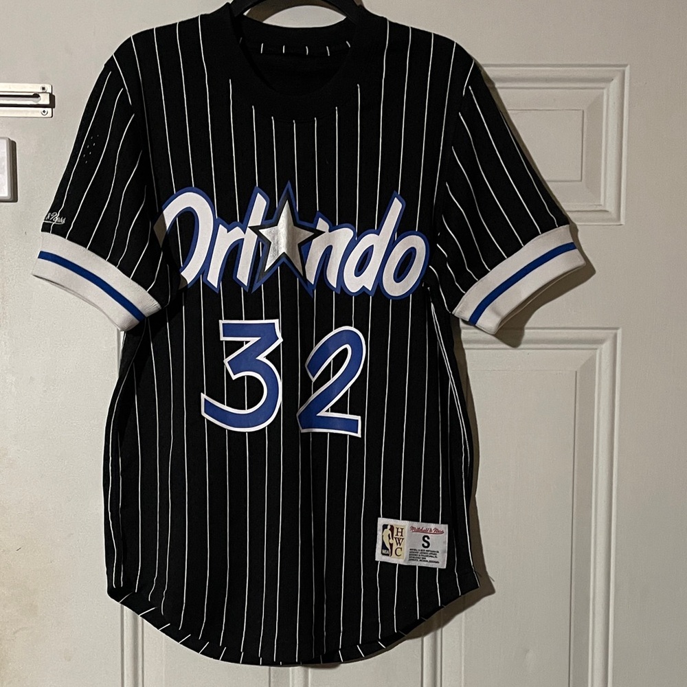 Mitchell & Ness Black and White Striped Jersey